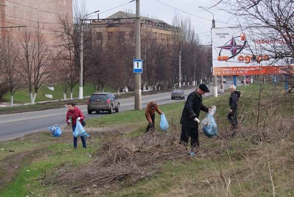 Жителей Славянска призывают принять участие в субботнике и внести свой вклад в озеленение города