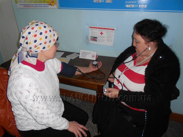 Славянская организация общества Красного Креста Украины набирает волонтеров для обучения навыкам оказания первой медицинской помощи