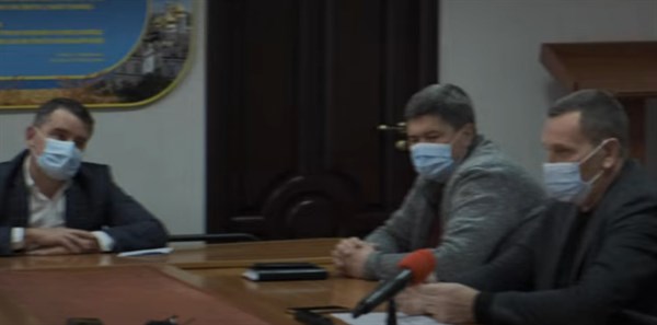 Глава ВГА Славянска объяснил отказ директора водоканала от общения со СМИ 