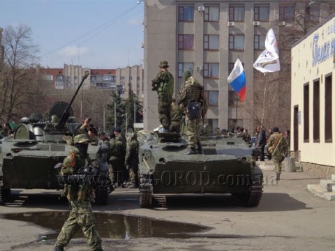 В День победы на центральной площади Славянска состоится митинг и парад военной техники