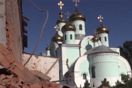 В Славянске под обстрел попал храм святого Серафима Саровского: полностью разрушена часовня и трапезная 