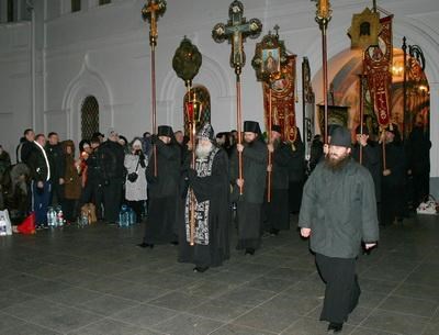 Крещение в Святогорске: окунуться в святую «иордань» приехали желающие со всей Донецкой области