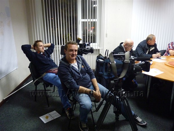 Славянск в объективе телекамер польских журналистов: в исполкоме состоялась встреча с делегацией СМИ из Польши