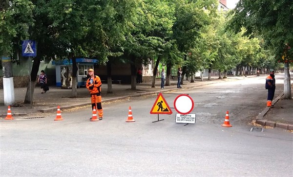 За два в Славянске отремонтируют улицу Университетскую