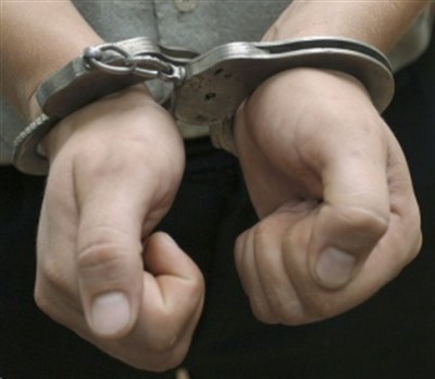 В Славянске арестован мужчина, который развращал трех несовершеннолетних дочерей своей сожительницы