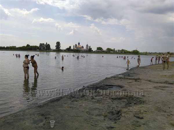 В озерах Славянска выявили повышенный уровень концентрации амиака