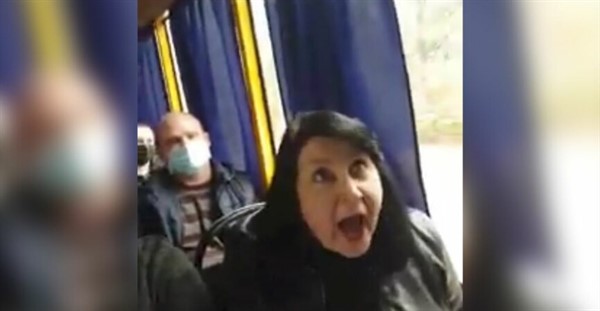Скандал в маршрутке Славянска: экс-воспитательница детского сада отказалась надевать маску и ругала украинский язык