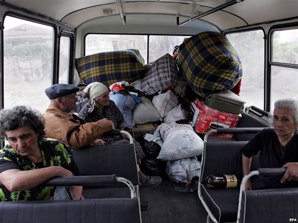 Куда беженцу податься: в Славянске создан координационный центр по работе с переселенцами и пострадавшими в результате АТО