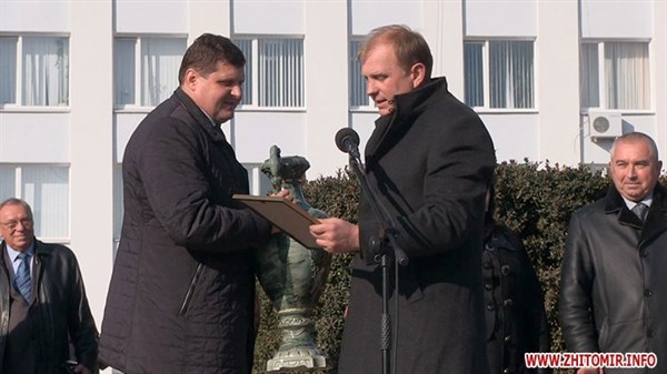 Рука дружбы: Славянск и Коростень заключают договор о торгово-экономическом сотрудничестве