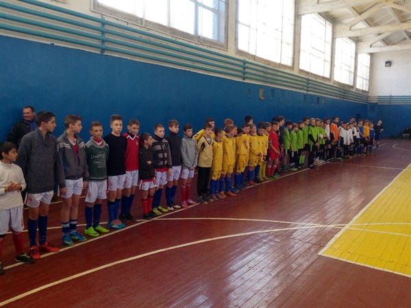 В Славянске прошел региональный турнир по мини-футболу