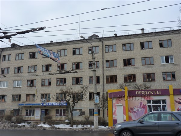 В Славянске горело общежития САТУ. Пострадал боец батальона «Сич» и волонтер