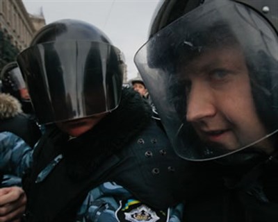 Славянским правоохранителям позавидовали в Киеве:  Сегодня им отвезли «гостинчик» от жителей города (Дополнено)