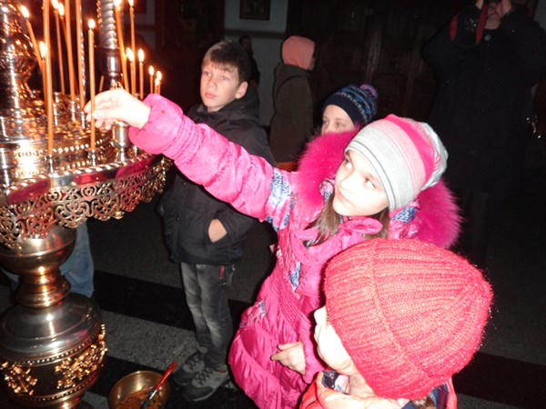 Дети полицейских Славянска побывали в Свято-Успенской Святогорской Лавре