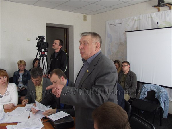 В Славянске на заседании депутатской комиссии зашла речь о реформировании лицеев