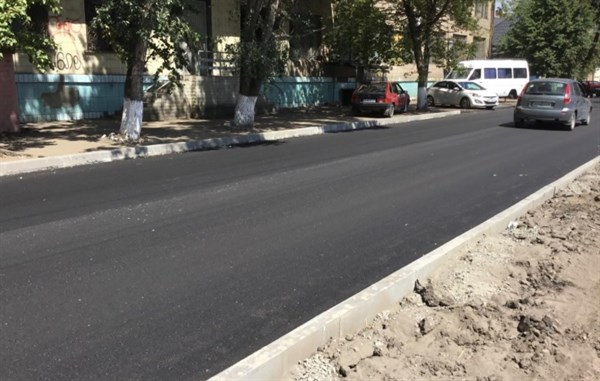 До конца года в Славянске завершат ямочный ремонт городских дорог