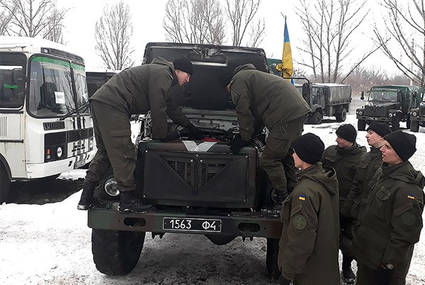 Курсанты-автомобилисты проходят стажировку в Славянском полку Нацгвардии