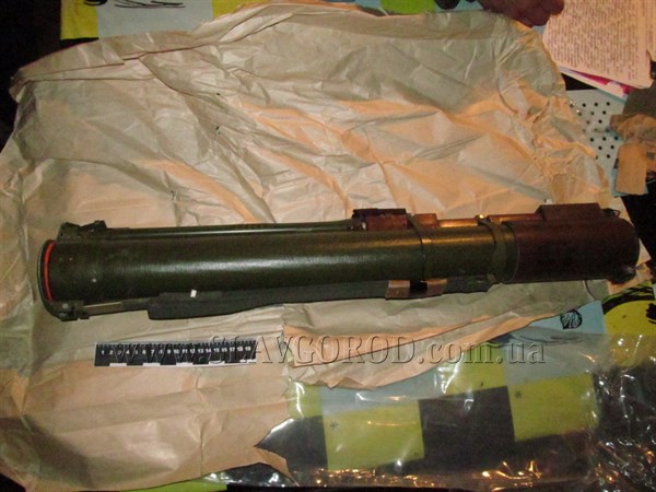 Вот это сюрприз: житель Славянска  на собственной даче обнаружил противотанковый гранатомет и боеприпасы