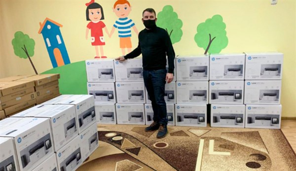UNICEF передал  образовательным учреждениям Славянска новую оргтехнику