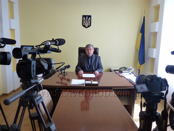 Начальник горотдела Славянска в преддверии годовщины захвата отделения милиции провел пресс-конференцию