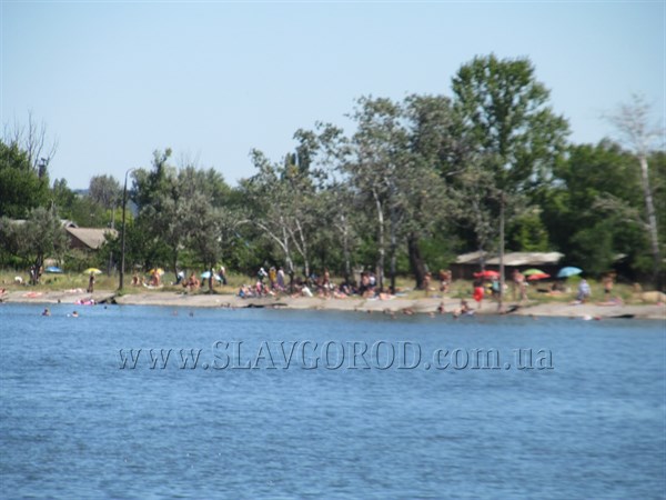В озере Репном  в Славянске пропала кишечная палочка, заверяют специалисты лаборатории гидрогеологической станции