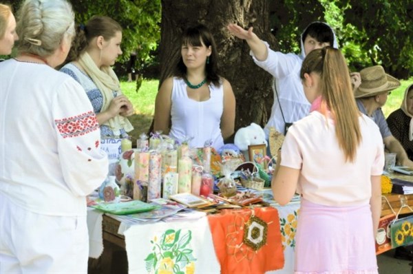 Завтра переселенцы Славянска проведут благотворительную ярмарку для реабилитации детей из зоны АТО