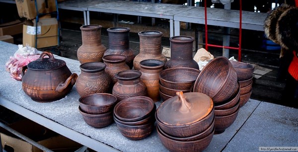 Киевлянка, побывавшая в Славянске, восхищается местным керамическим производством (ВИДЕО)