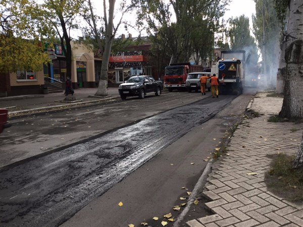 В центре Славянска начался ремонт дороги