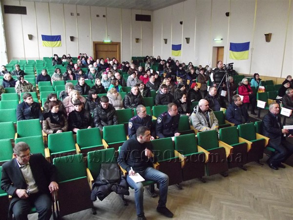 В Славянске мэр  провел  расширенное совещание с местными  предпринимателями