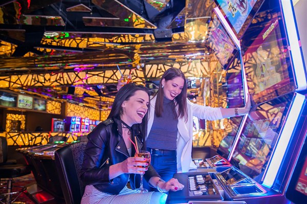 Favorit casino — три слота с мгновенными крупными выигрышами