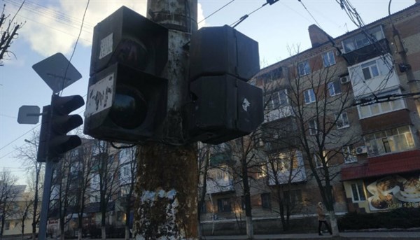 Проблема со светофорами приобретает в Славянске стихийный характер
