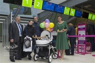 Жительница Славянска стала миллионным пассажиром в Международном аэропорту «Киев»