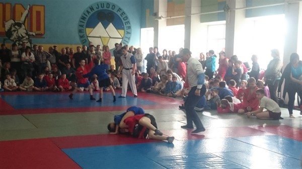 В Славянске прошел открытый Чемпионат Донецкой области по борьбе САМБО