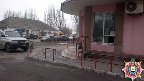 Милиционеры Славянска вышли на след убийцы, который зимой зарезал  человека практически в центре города. От правоохранителей он скрывалшся в Мариуполе