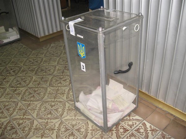 В Славянске проголосовала пятая часть избирателей. Данные на 15:00 (ФОТО)