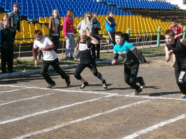 В Славянске состоялось первенство города по легкой атлетике (Фото)