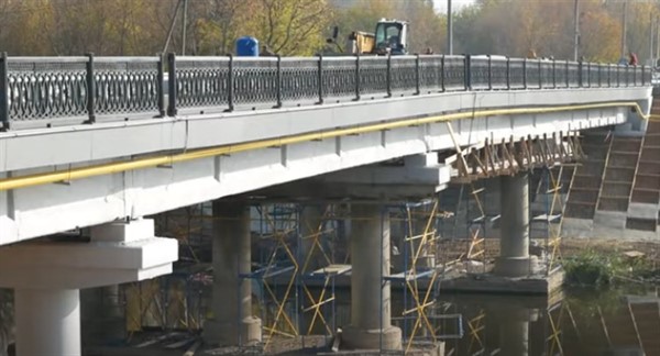 В Славянске на несколько дней сдвинут срок открытия «Купеческого моста» 