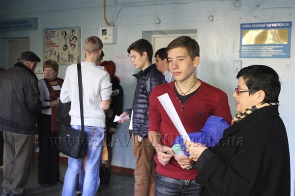 Славянские школьники приняли участие в акции, посвященной профилактике гипертонии и рака молочной железы