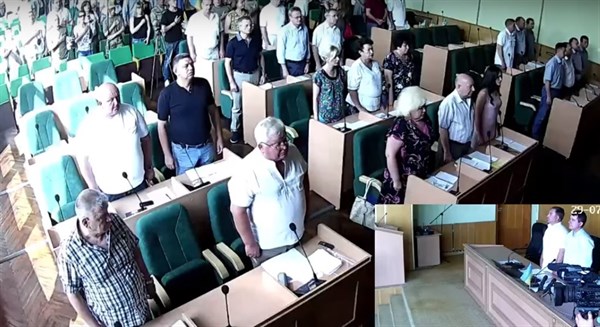 Славянские депутаты решили бороться с «тарифным геноцидом».  Будут думать, как, чтобы и людей «не подставить» и на решение Кабмина повлиять
