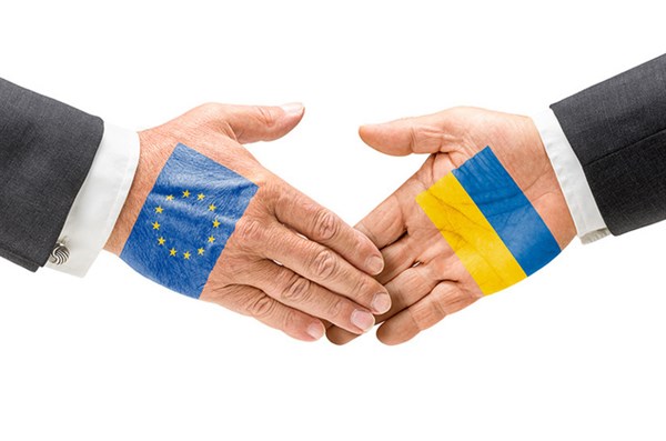 От слов - к делу? Почему Украина должна выполнить политическую часть Соглашения про ассоциацию с ЕС