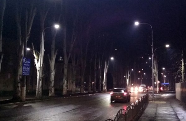 Жители Славянска сетуют на недостаточное освещение улиц