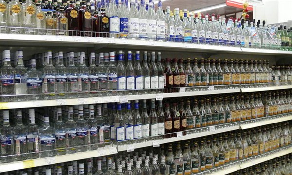 В Славянске подорожает спиртное: бутылка водки или вина будет стоить примерно на 5 грн. дороже